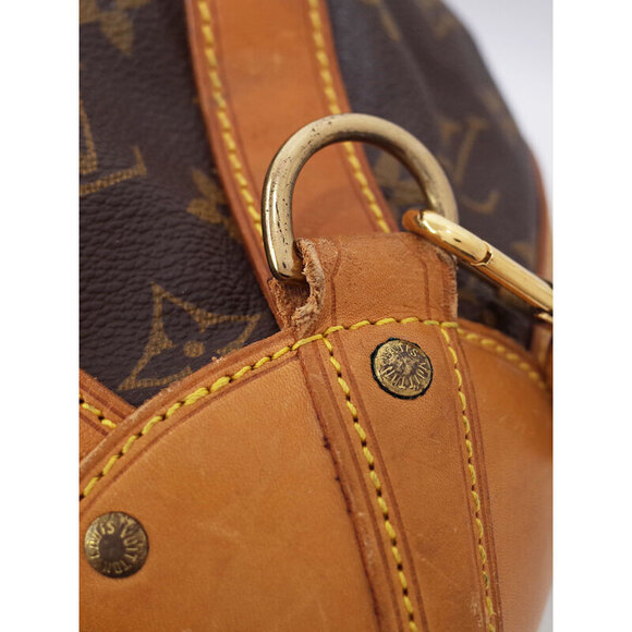 Louis Vuitton Monogram Football Shoulder Bag One - Picture 5 of 9